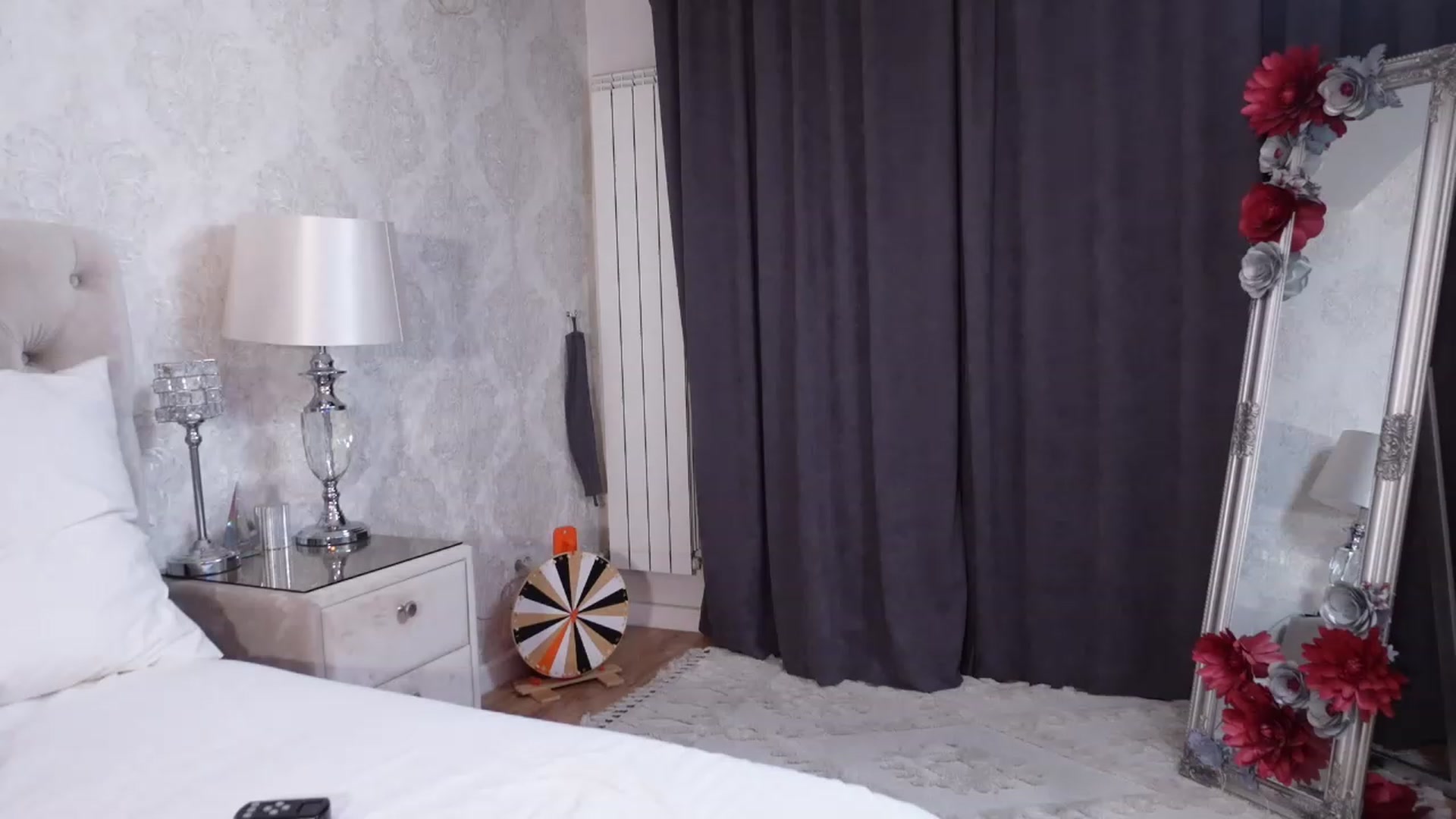 Gallery image thumbnail from AngelaFaye's myfreecams stream on, 11/14/2022, 23:59 image 2 of 20