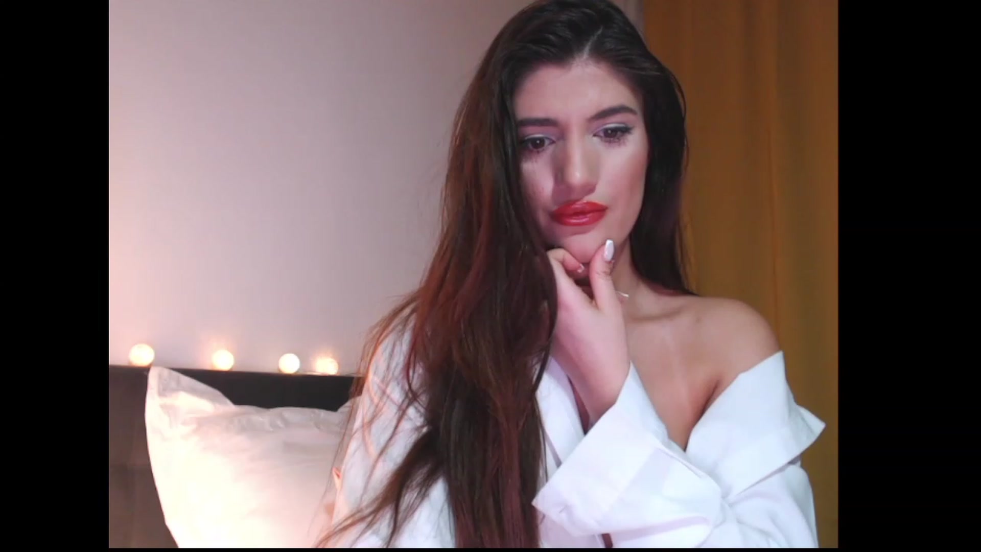 Gallery image thumbnail from AngelaFaye's myfreecams stream on, 01/02/2023, 21:49 image 3 of 20