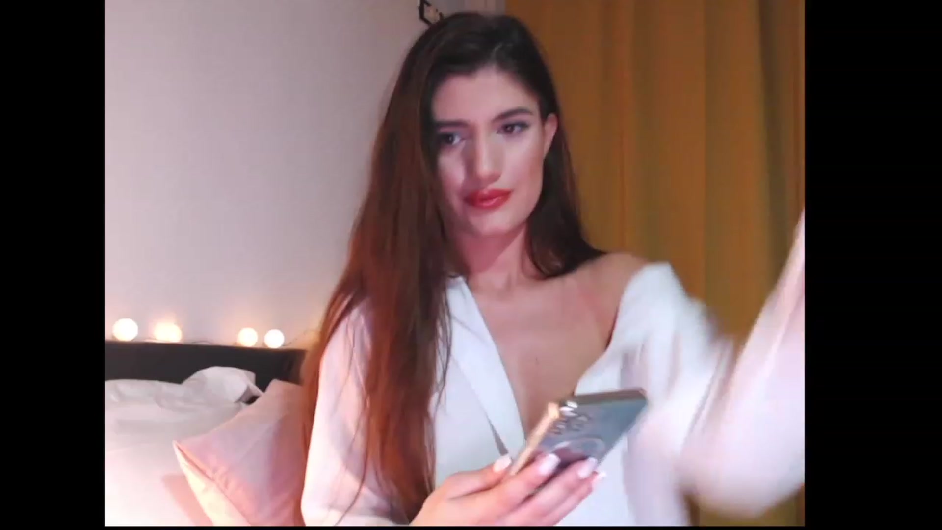 Gallery image thumbnail from AngelaFaye's myfreecams stream on, 01/02/2023, 21:49 image 11 of 20