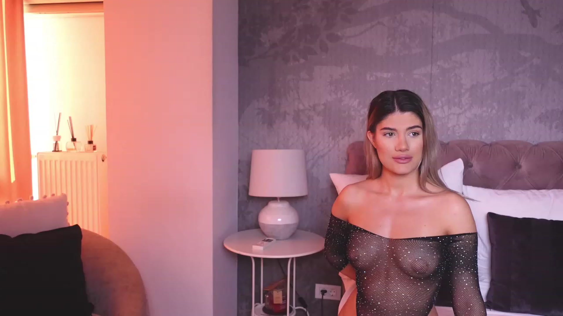 Gallery image thumbnail from AngelaFaye's myfreecams stream on, 09/22/2023, 09:43 image 5 of 20