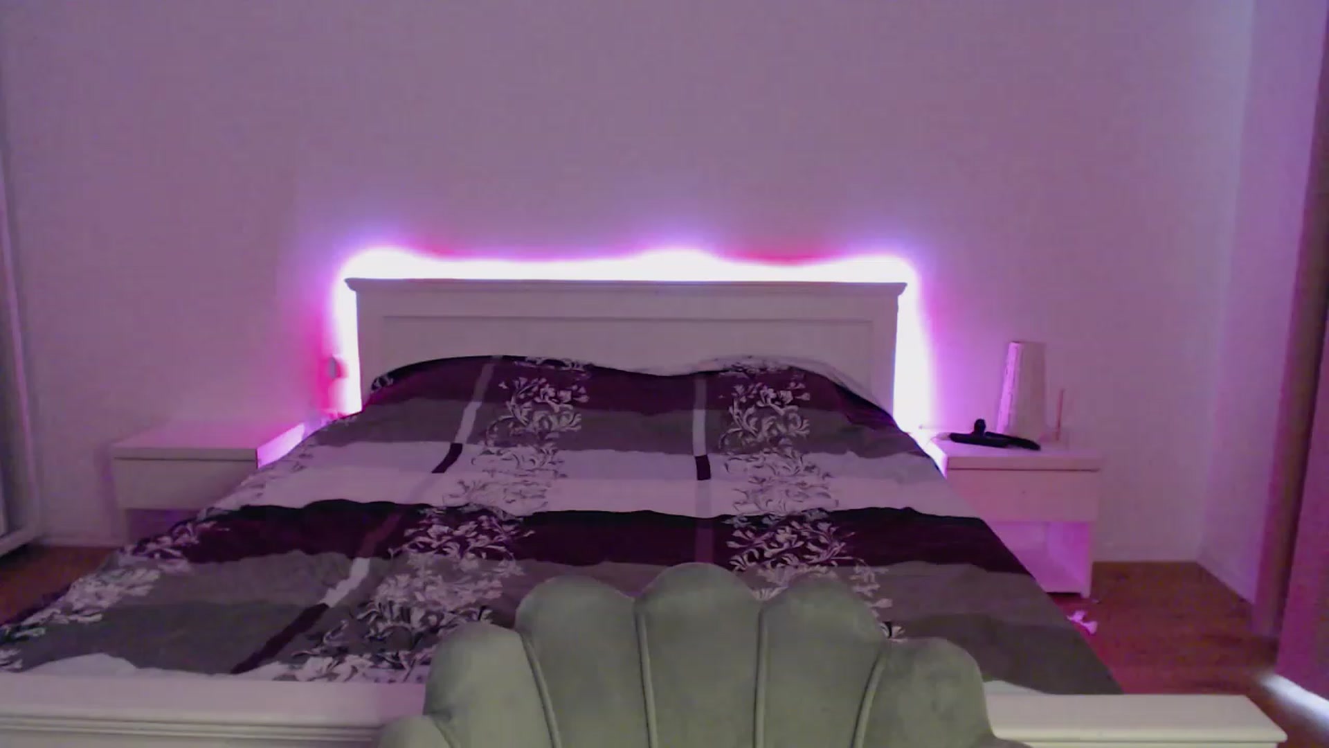 Gallery image thumbnail from AngelaFaye's myfreecams stream on, 10/19/2023, 10:05 image 11 of 20