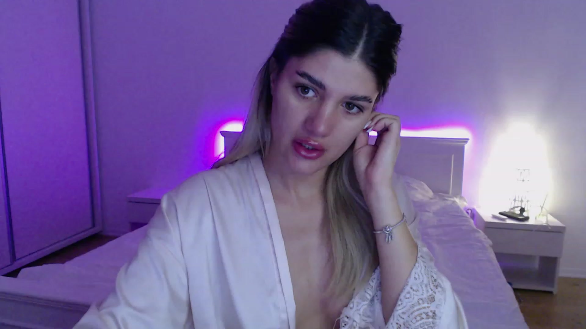 Gallery image thumbnail from AngelaFaye's myfreecams stream on, 10/23/2023, 10:05 image 7 of 20