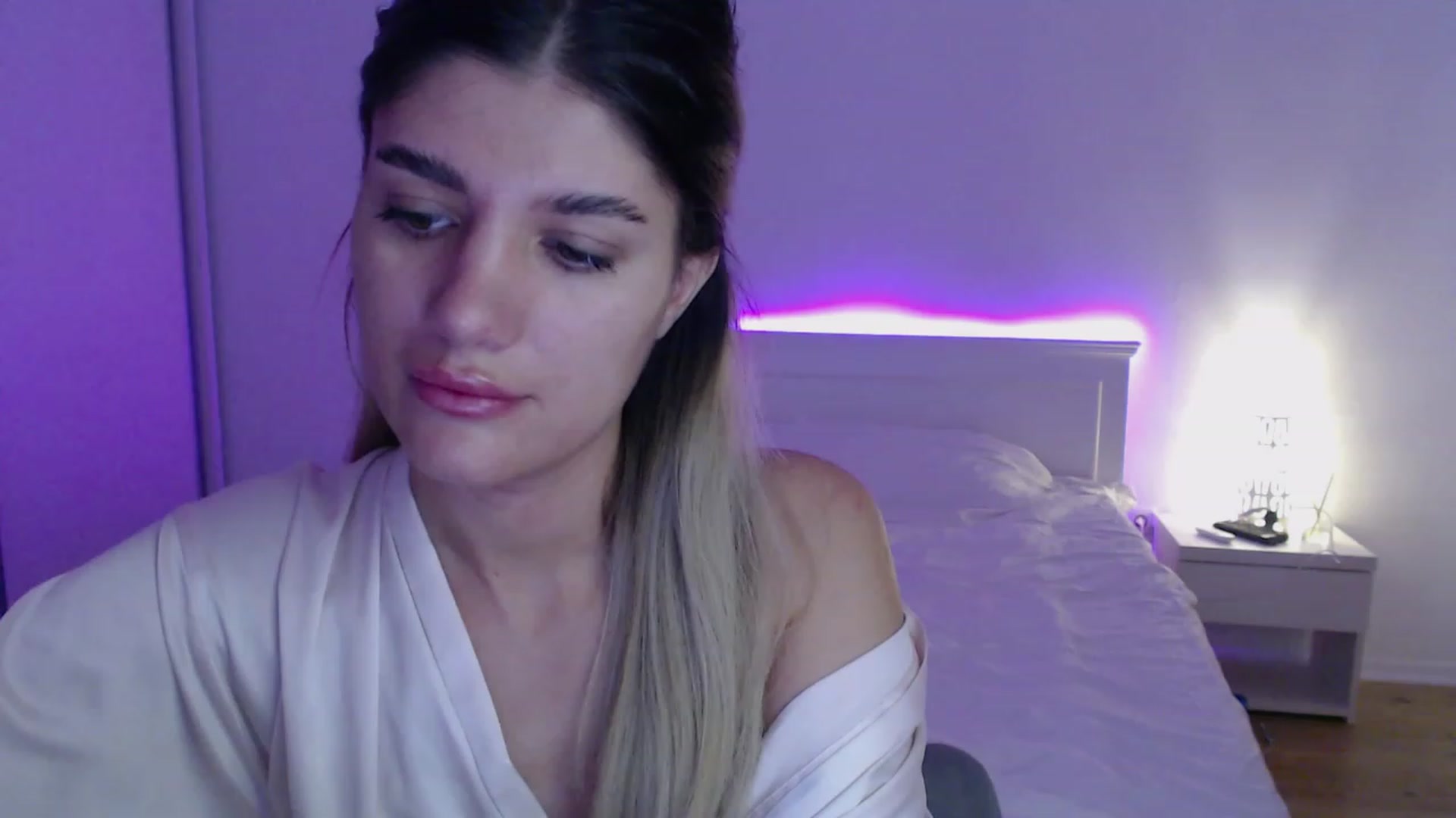Gallery image thumbnail from AngelaFaye's myfreecams stream on, 10/23/2023, 10:05 image 13 of 20