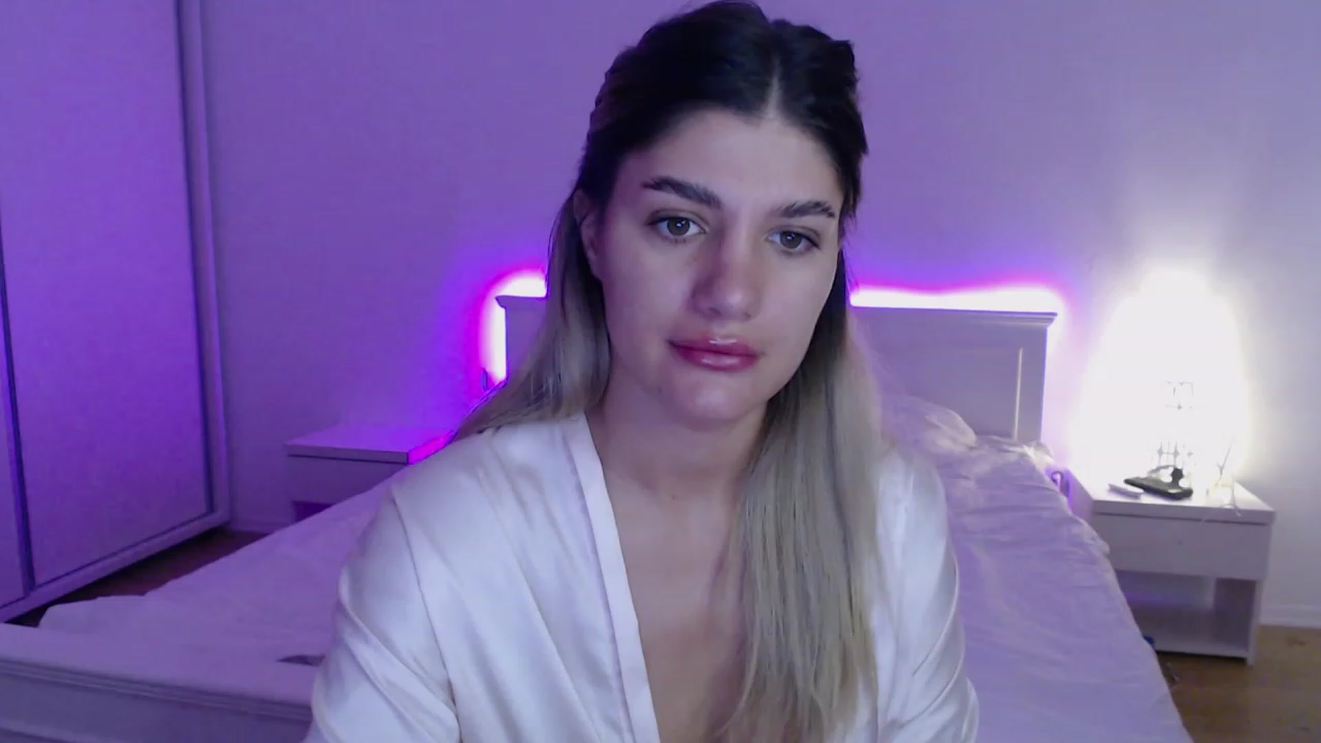 Gallery image thumbnail from AngelaFaye's myfreecams stream on, 10/23/2023, 10:05 image 8 of 20