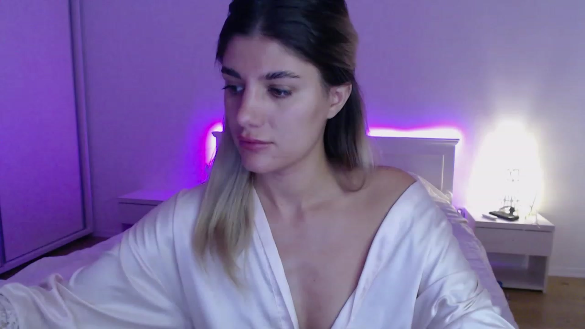 Gallery image thumbnail from AngelaFaye's myfreecams stream on, 10/23/2023, 10:05 image 19 of 20