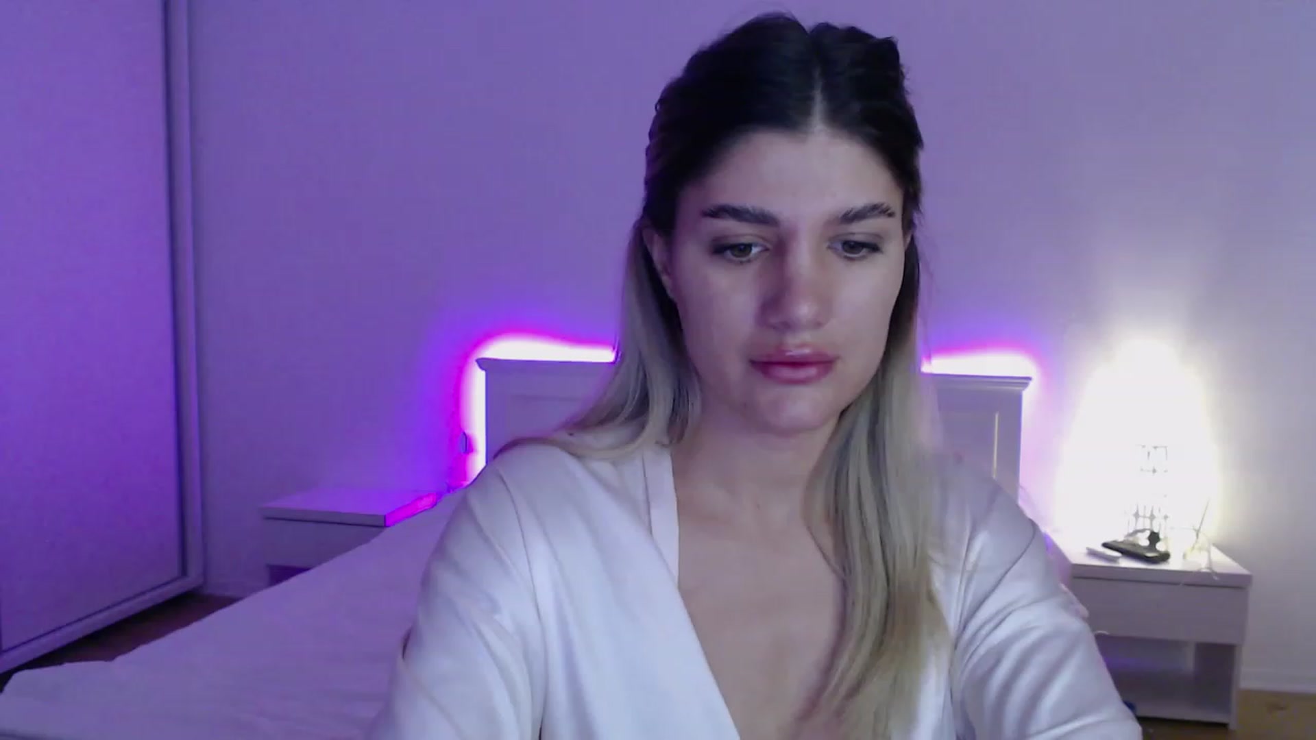 Gallery image thumbnail from AngelaFaye's myfreecams stream on, 10/23/2023, 10:05 image 15 of 20