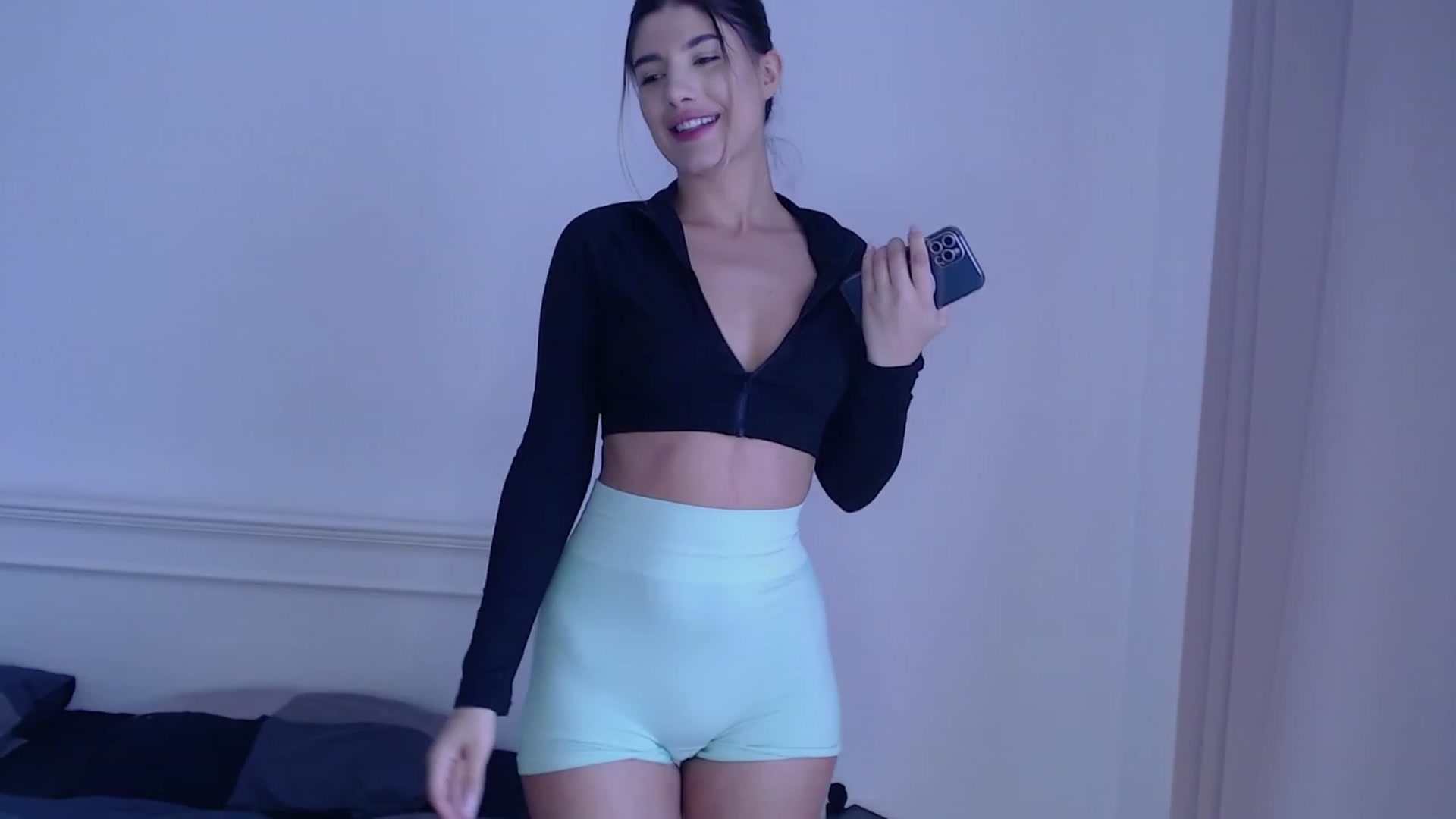 Gallery image thumbnail from AngelaFaye's myfreecams stream on, 11/21/2023, 08:35 image 13 of 20