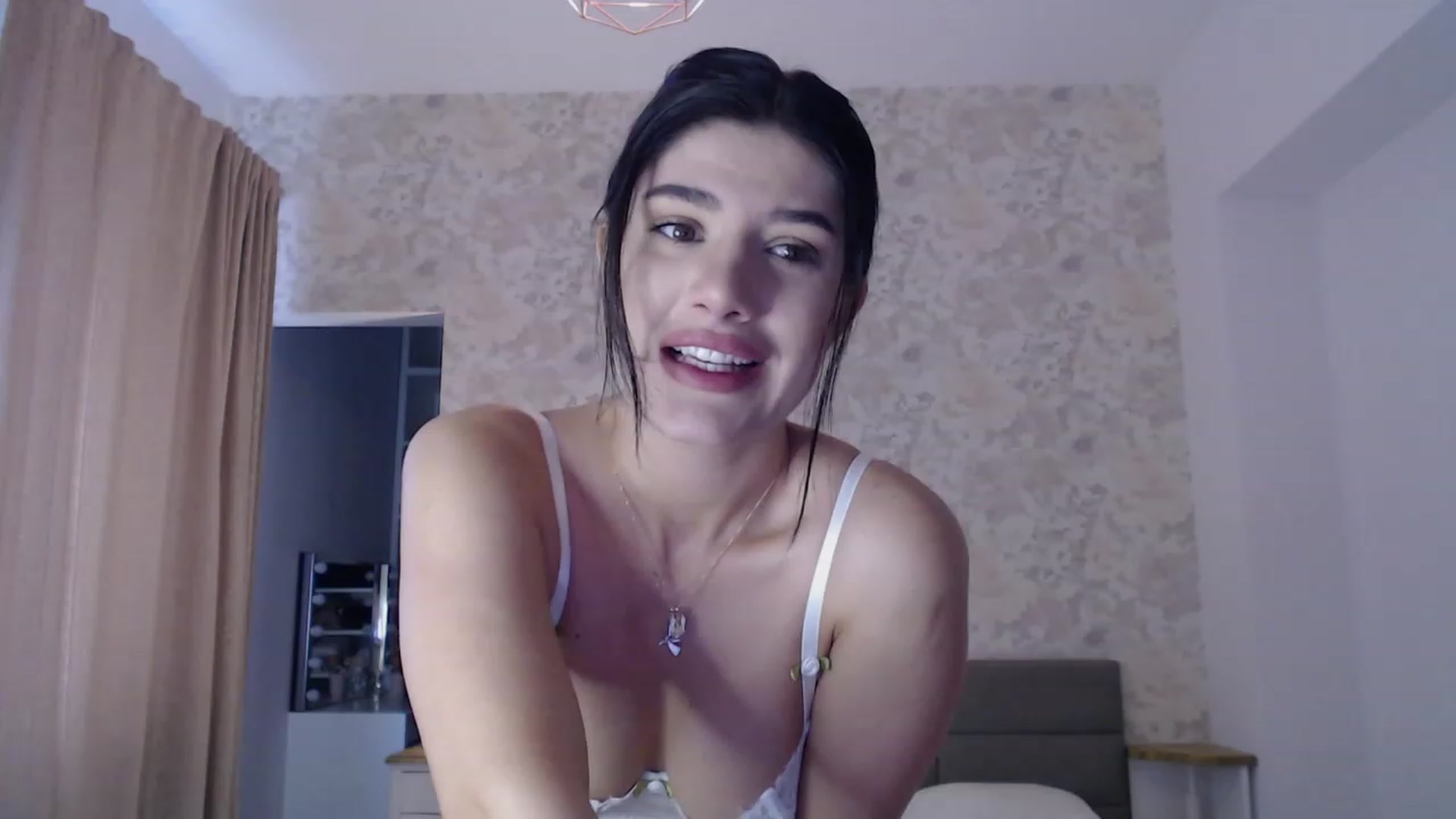 Gallery image thumbnail from AngelaFaye's myfreecams stream on, 12/06/2023, 07:53 image 9 of 20