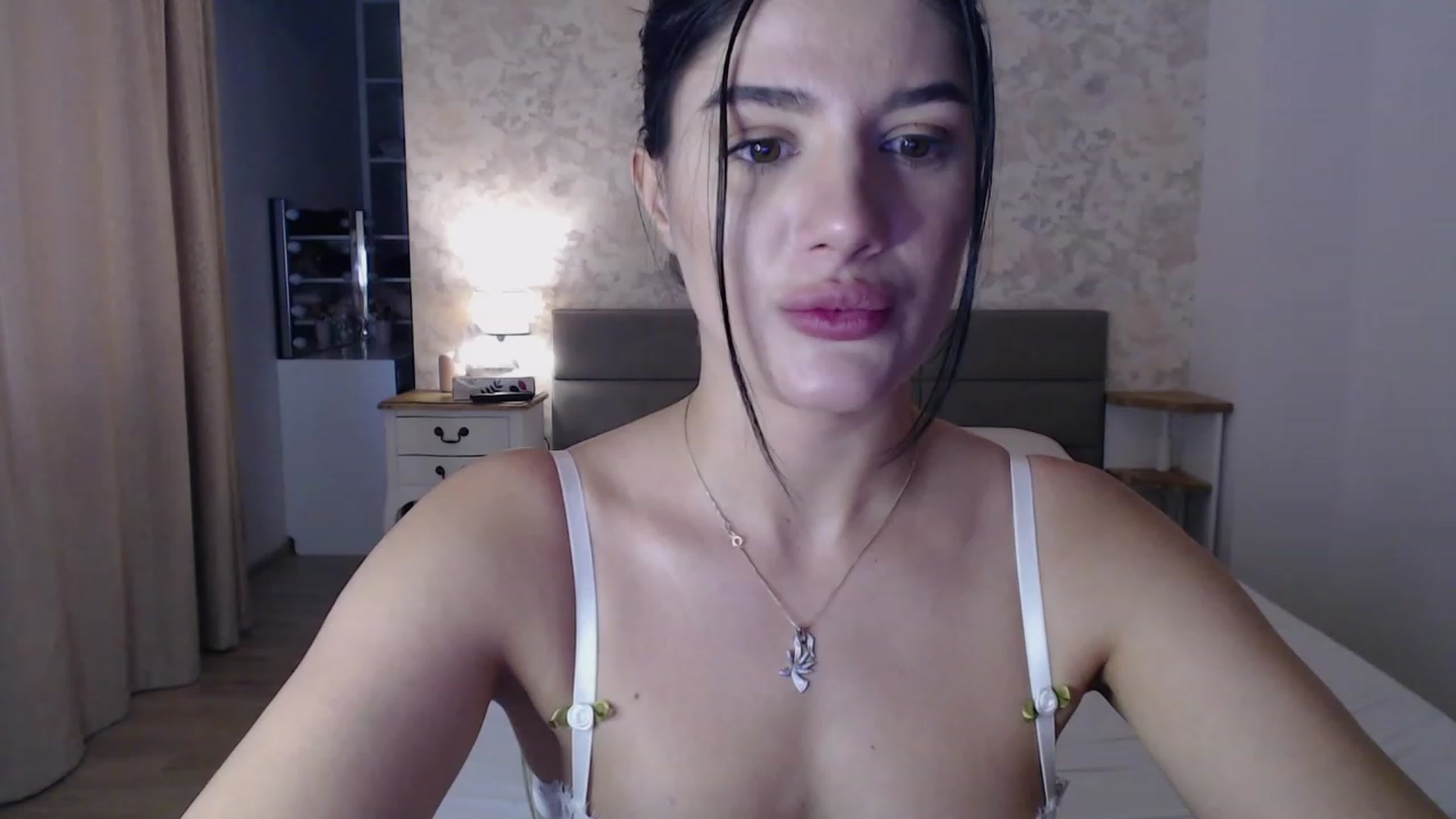 Gallery image thumbnail from AngelaFaye's myfreecams stream on, 12/06/2023, 13:31 image 8 of 20