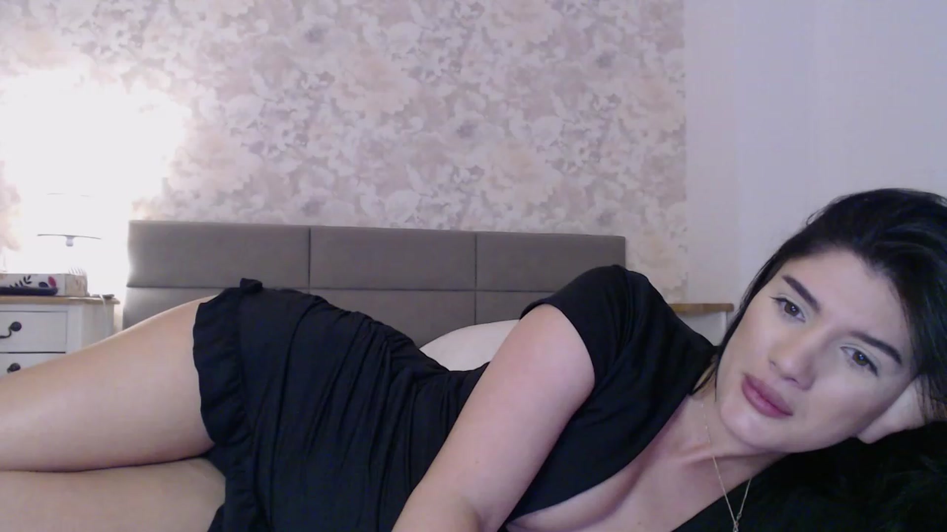 Gallery image thumbnail from AngelaFaye's myfreecams stream on, 12/07/2023, 11:08 image 12 of 20