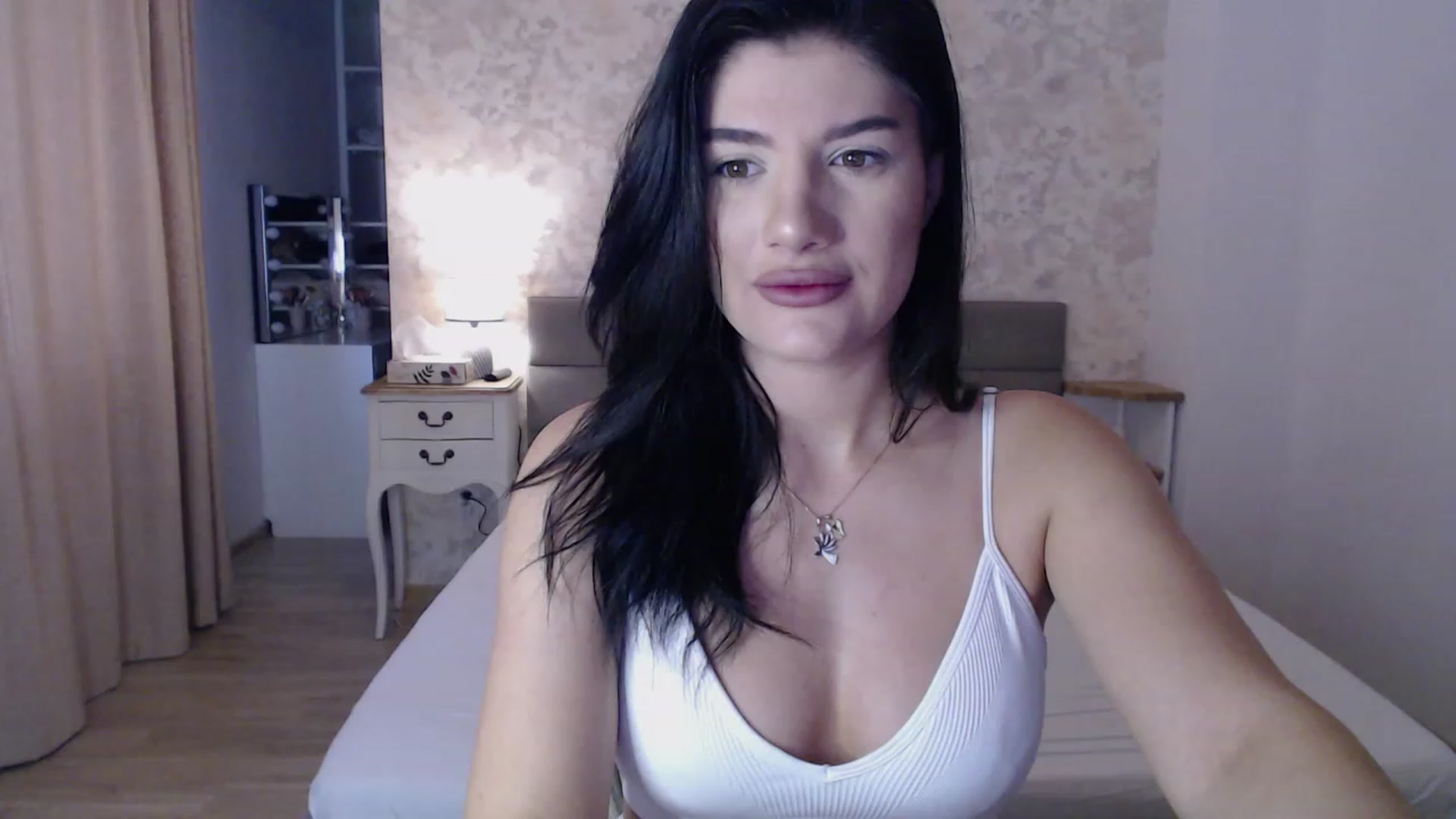 Gallery image thumbnail from AngelaFaye's myfreecams stream on, 12/08/2023, 09:17 image 3 of 20