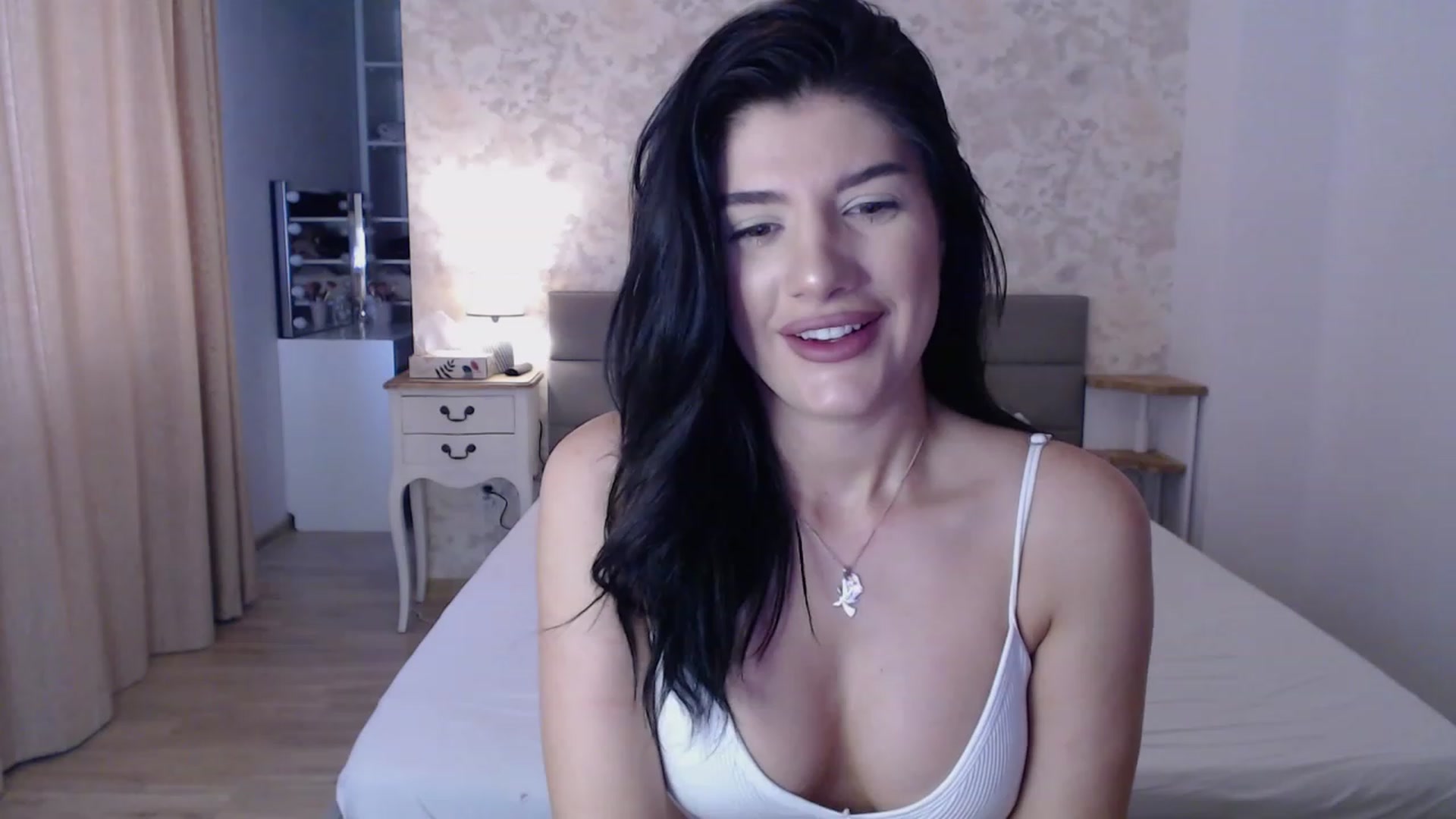 Gallery image thumbnail from AngelaFaye's myfreecams stream on, 12/08/2023, 09:17 image 15 of 20