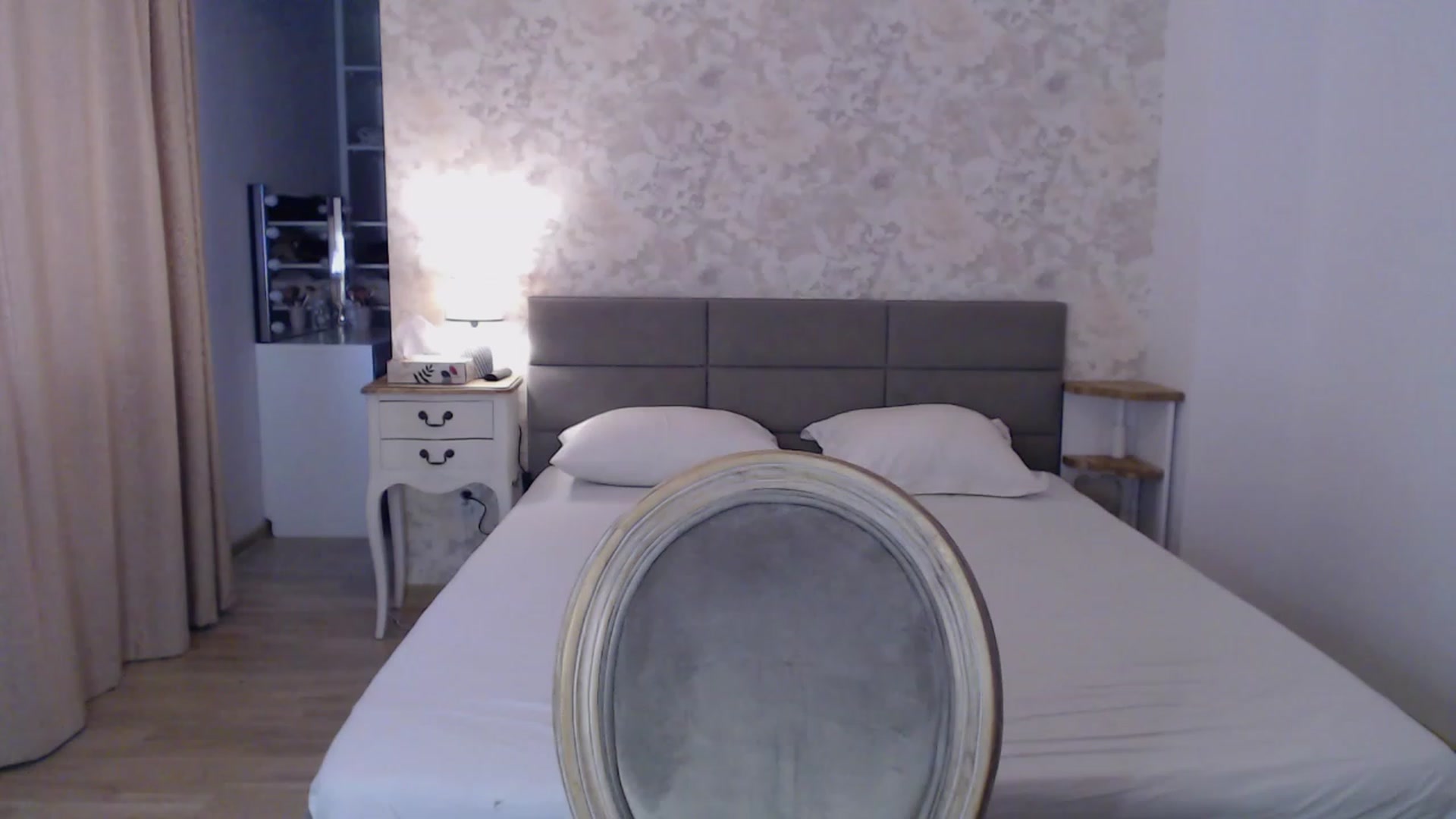 Gallery image thumbnail from AngelaFaye's myfreecams stream on, 12/08/2023, 09:17 image 2 of 20