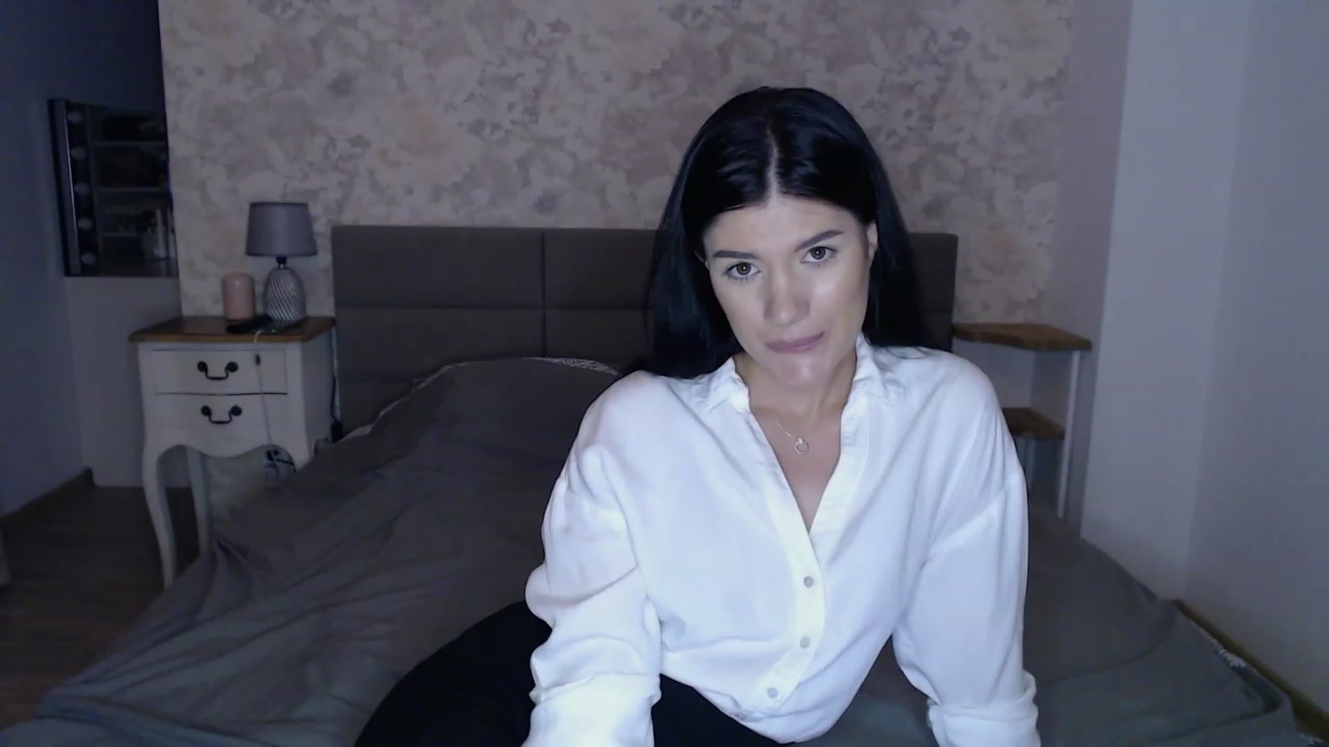 Gallery image thumbnail from AngelaFaye's myfreecams stream on, 12/18/2023, 17:24 image 19 of 20