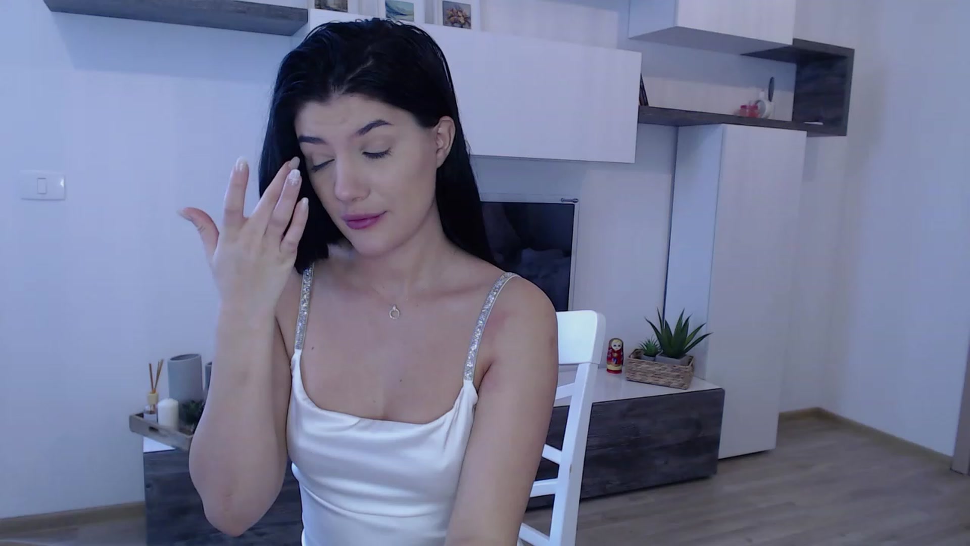 Gallery image thumbnail from AngelaFaye's myfreecams stream on, 12/22/2023, 10:57 image 16 of 20