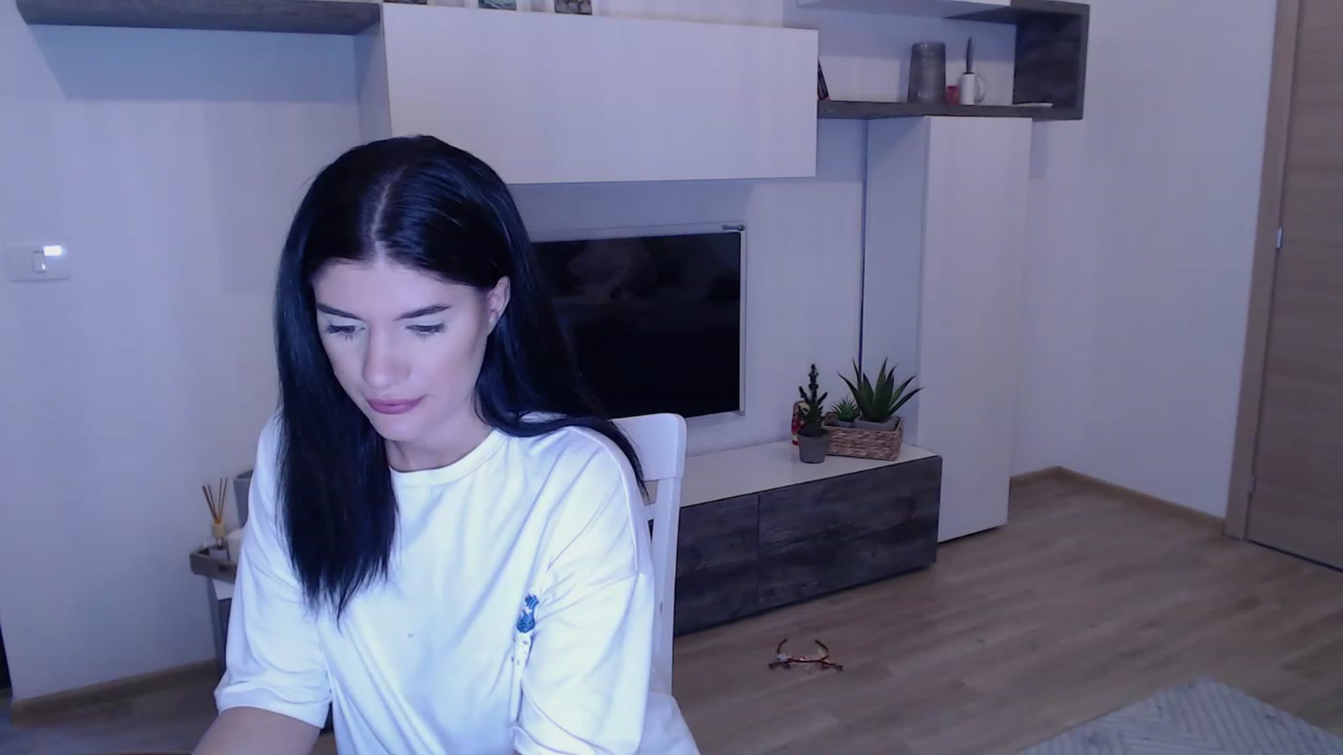 Gallery image thumbnail from AngelaFaye's myfreecams stream on, 12/27/2023, 14:36 image 8 of 20