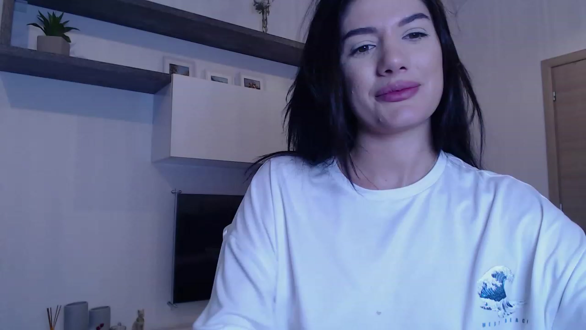 Gallery image thumbnail from AngelaFaye's myfreecams stream on, 12/27/2023, 14:36 image 14 of 20