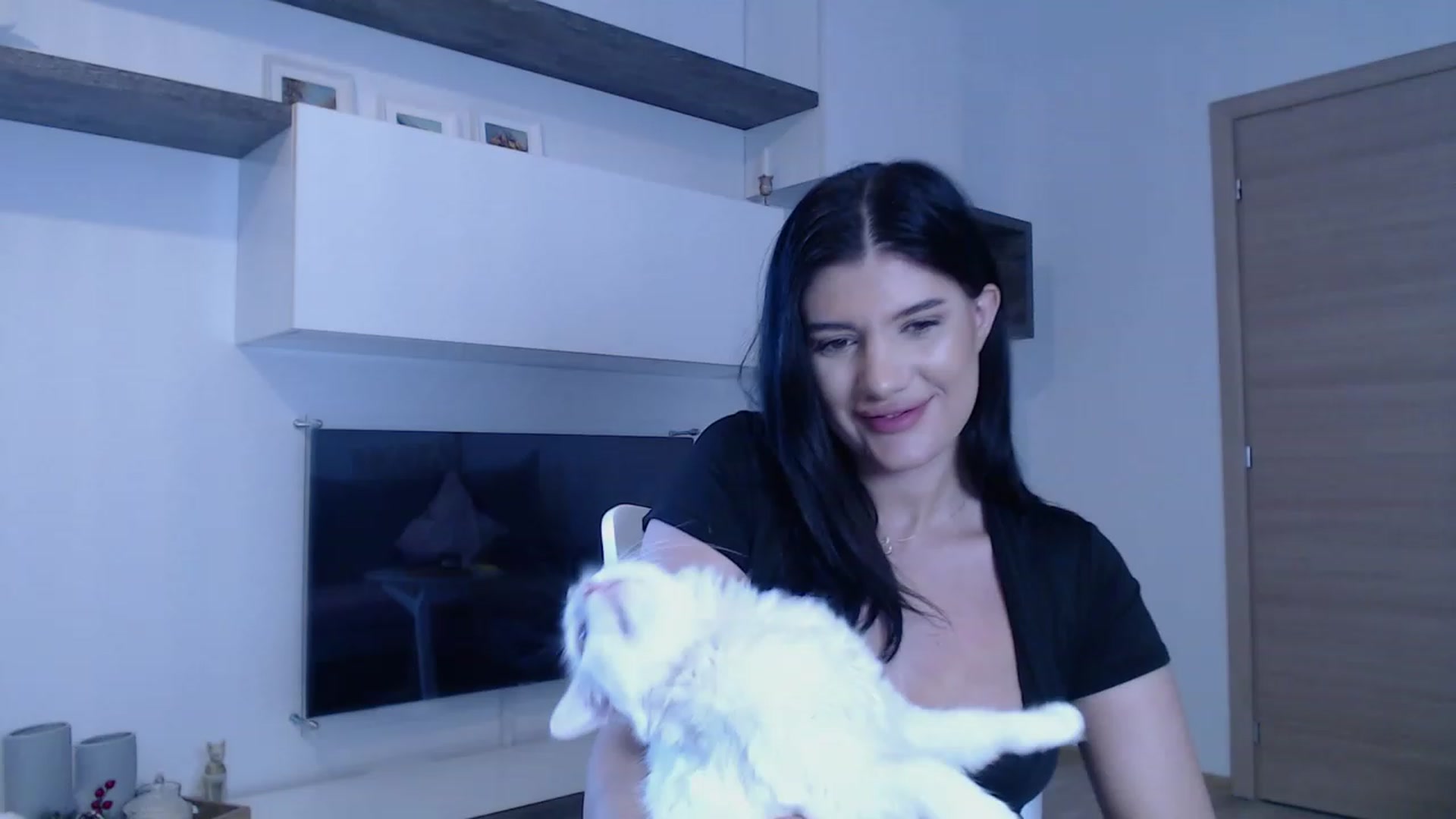Gallery image thumbnail from AngelaFaye's myfreecams stream on, 12/29/2023, 11:00 image 1 of 20