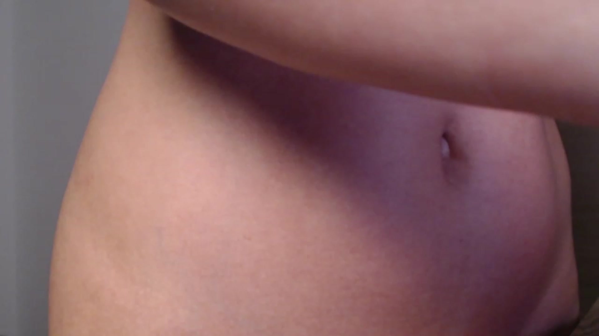 Gallery image thumbnail from AngelaFaye's myfreecams stream on, 01/06/2024, 17:22 image 13 of 20