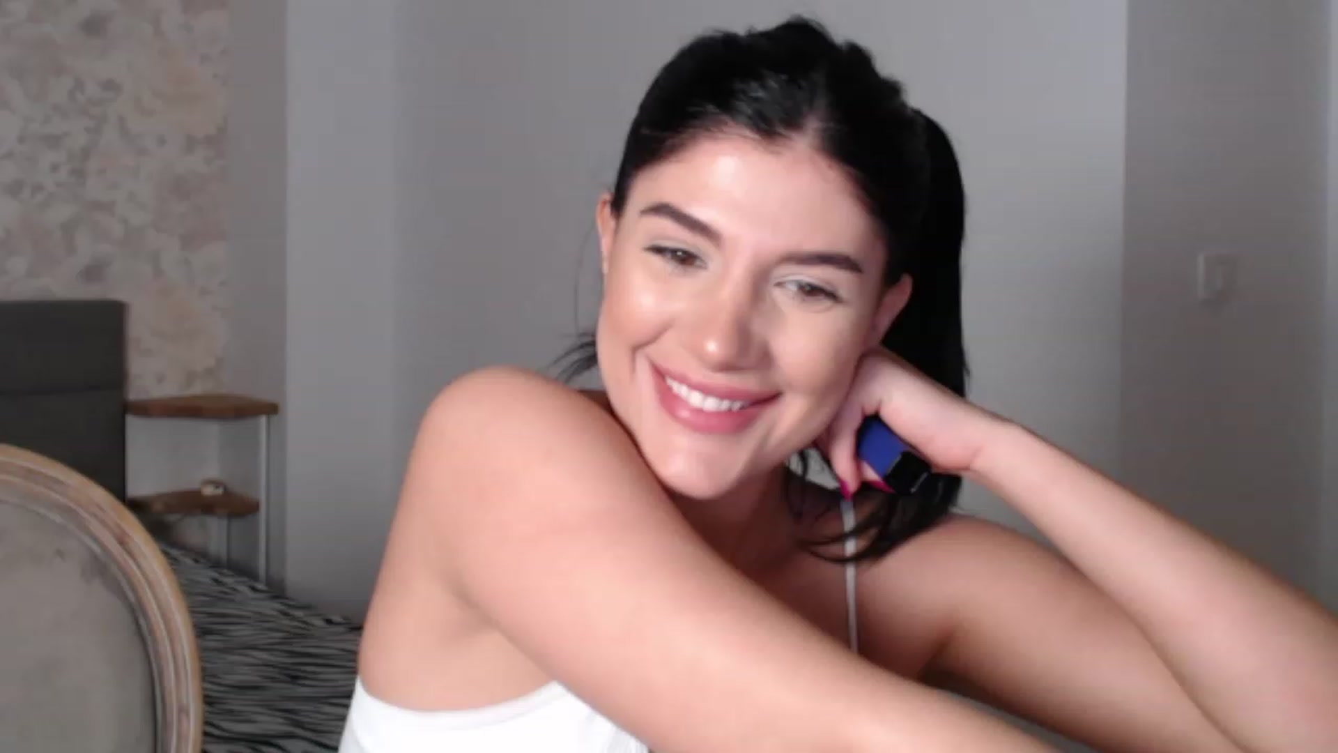 Gallery image thumbnail from AngelaFaye's myfreecams stream on, 01/06/2024, 19:42 image 15 of 20