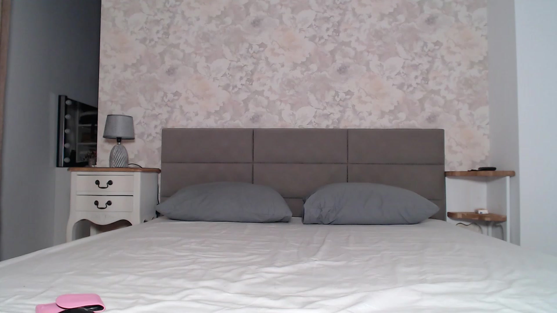 Gallery image thumbnail from AngelaFaye's myfreecams stream on, 01/12/2024, 21:21 image 16 of 20