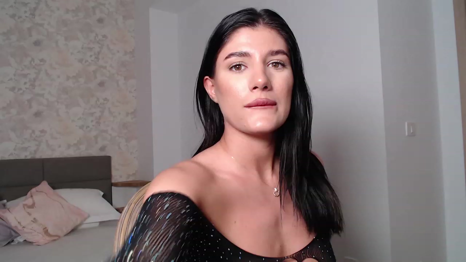 Gallery image thumbnail from AngelaFaye's myfreecams stream on, 01/27/2024, 17:38 image 16 of 20