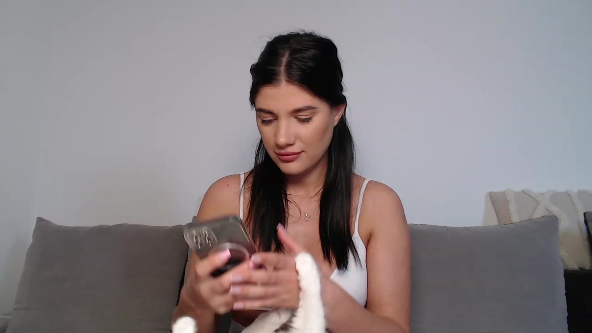 Gallery image thumbnail from AngelaFaye's myfreecams stream on, 02/23/2024, 11:23 image 4 of 20