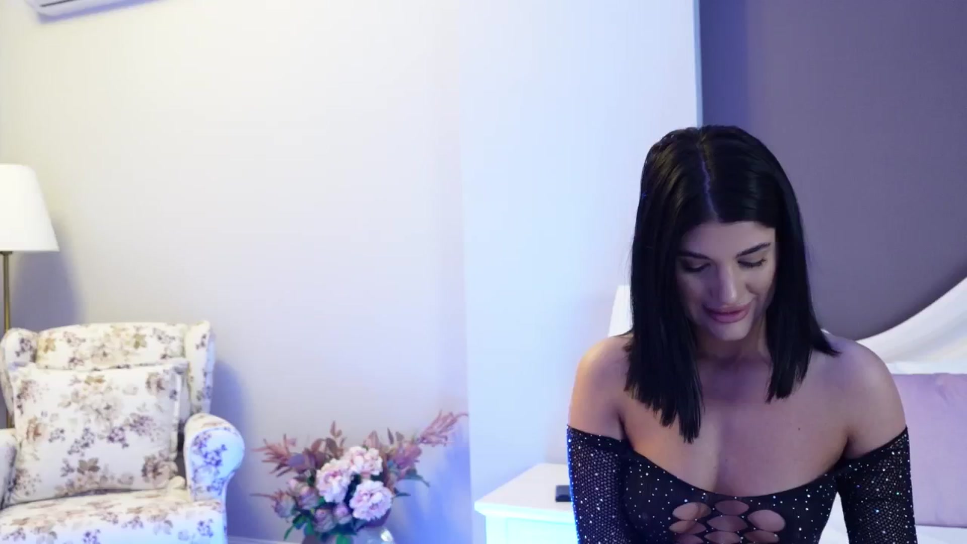 Gallery image thumbnail from AngelaFaye's myfreecams stream on, 05/10/2024, 11:26 image 3 of 20