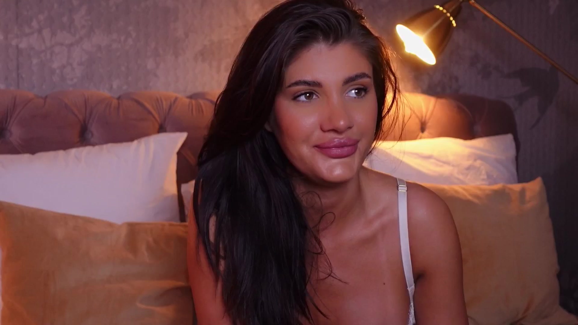 Gallery image thumbnail from AngelaFaye's myfreecams stream on, 03/11/2025, 13:23 image 5 of 20