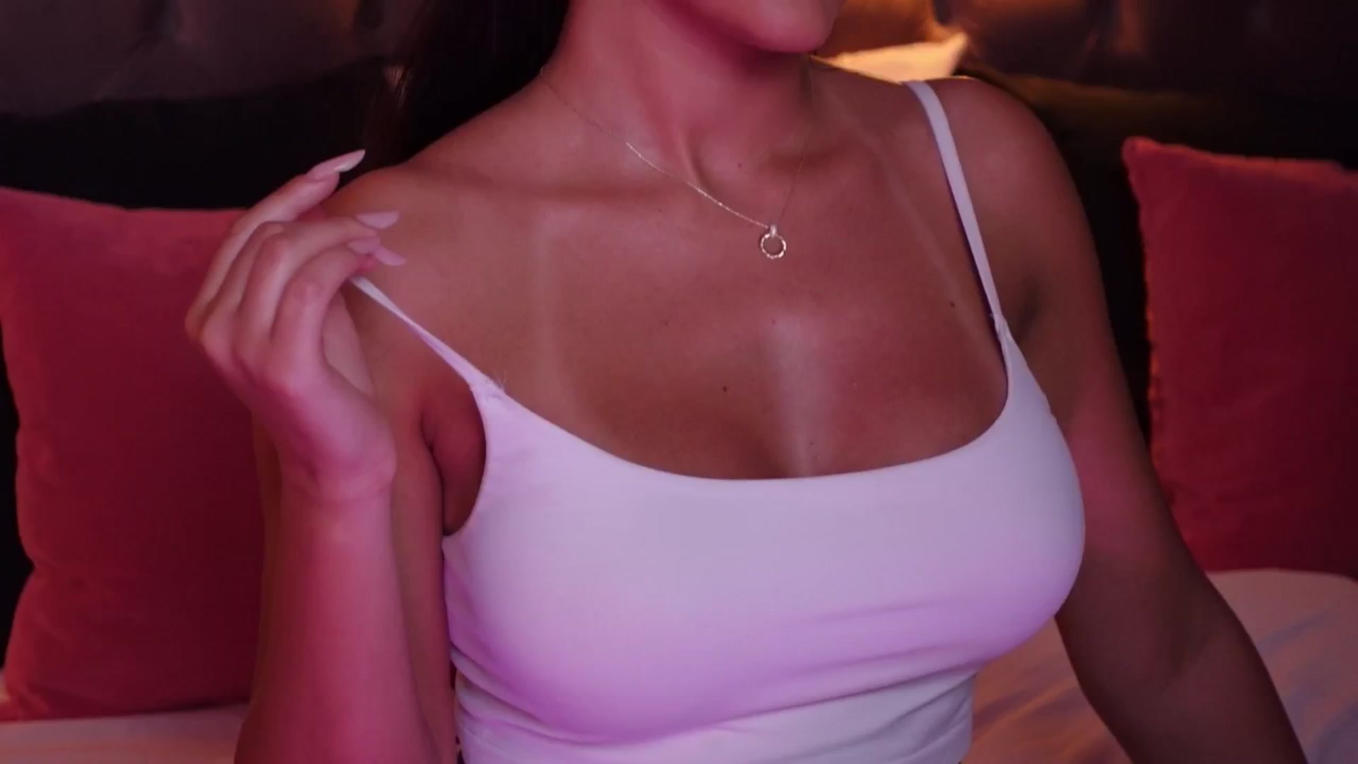 Gallery image thumbnail from AngelaFaye's myfreecams stream on, 05/06/2025, 09:03 image 18 of 20