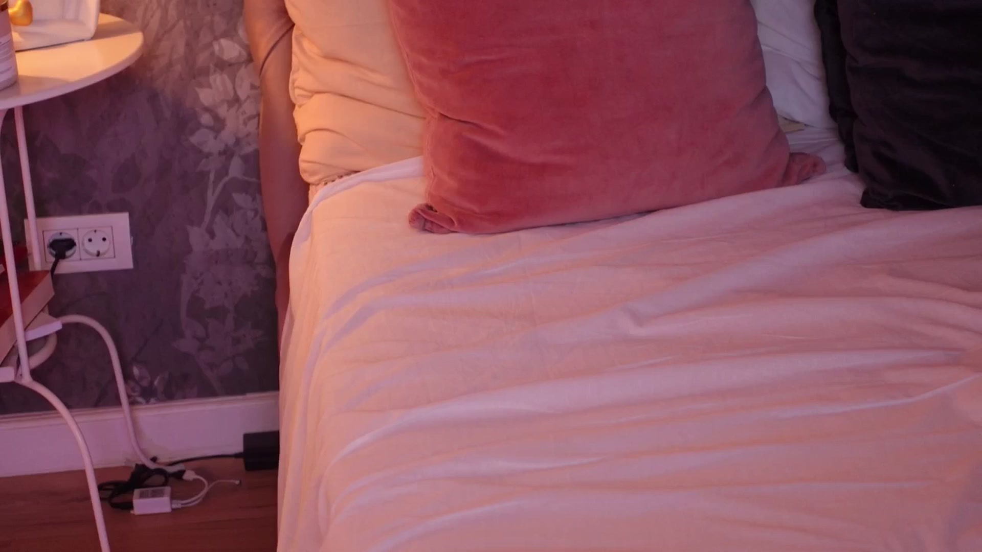 Gallery image thumbnail from AngelaFaye's myfreecams stream on, 06/02/2025, 09:15 image 6 of 20
