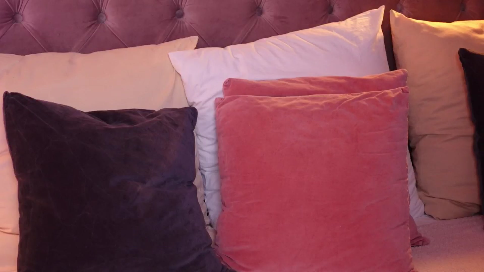 Gallery image thumbnail from AngelaFaye's myfreecams stream on, 06/07/2025, 08:44 image 3 of 20