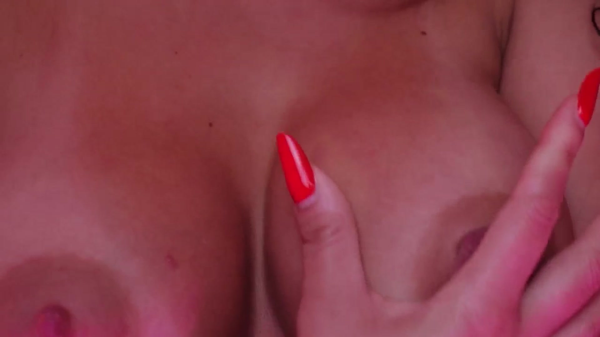 Gallery image thumbnail from AngelaFaye's myfreecams stream on, 06/25/2025, 07:34 image 8 of 20