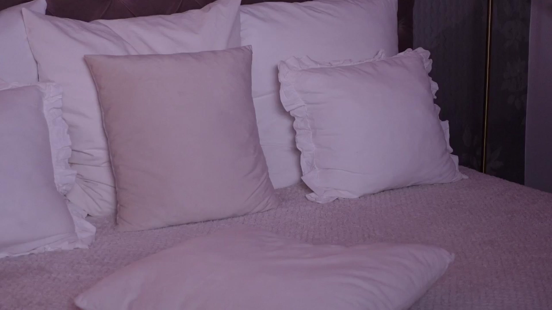 Gallery image thumbnail from AngelaFaye's myfreecams stream on, 10/29/2025, 08:28 image 15 of 20