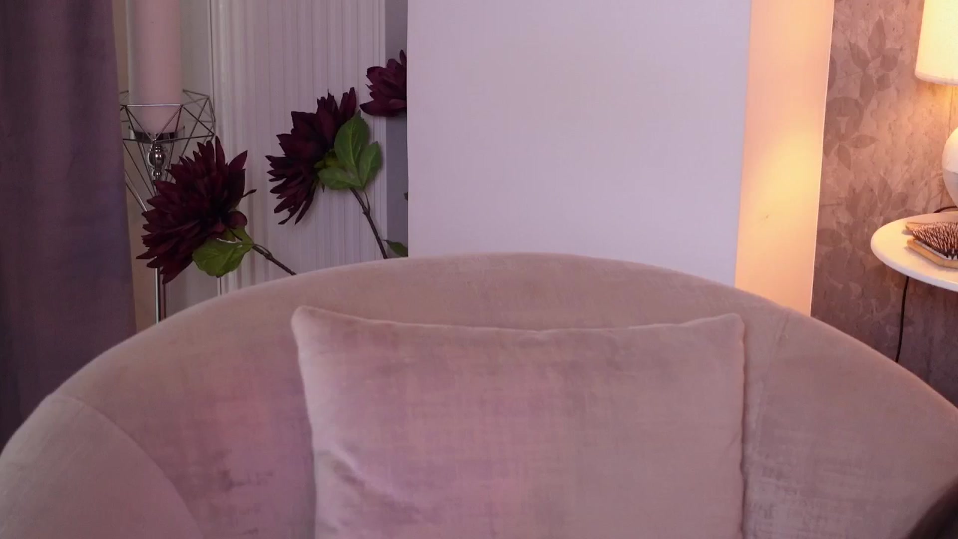 Gallery image thumbnail from AngelaFaye's myfreecams stream on, 04/03/2026, 12:20 image 1 of 20