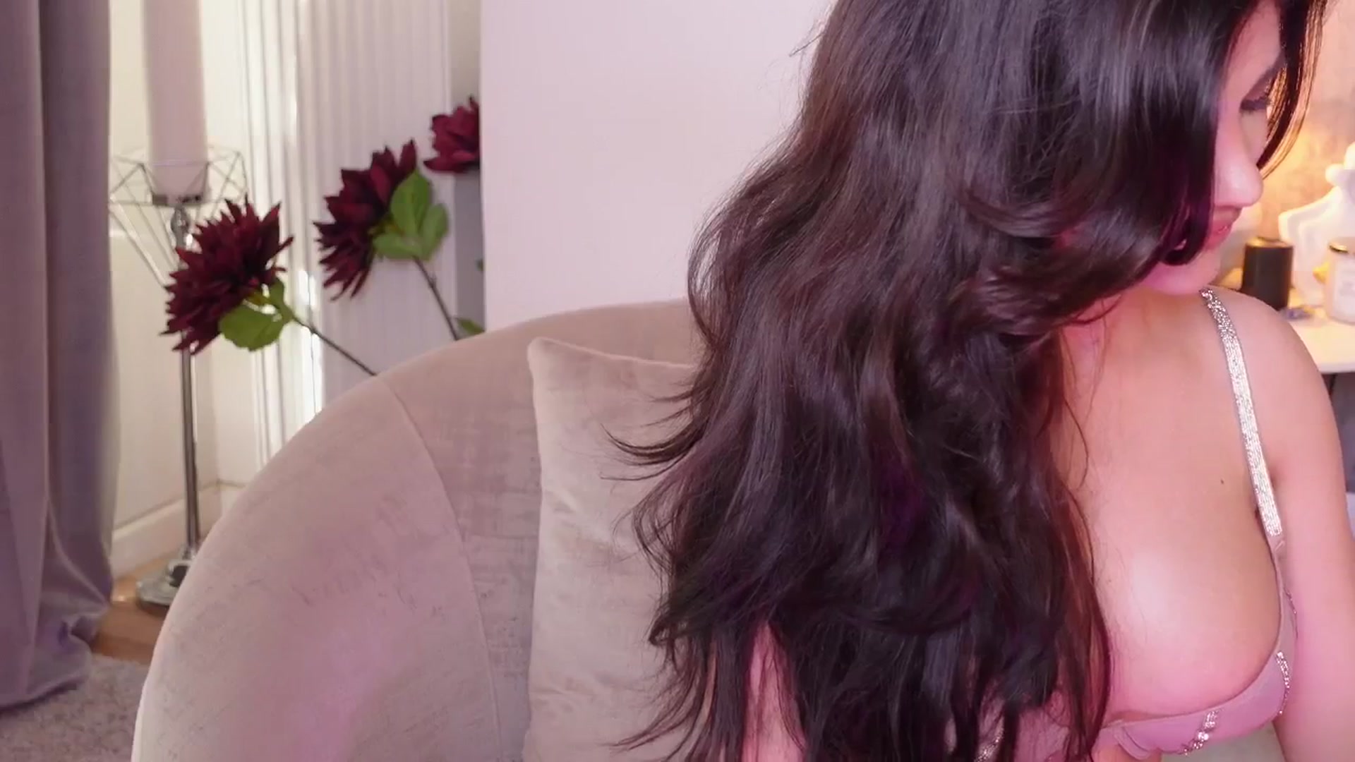Gallery image thumbnail from AngelaFaye's myfreecams stream on, 04/06/2026, 06:50 image 16 of 20