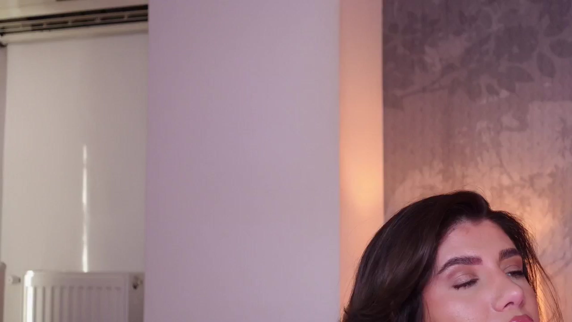 Gallery image thumbnail from AngelaFaye's myfreecams stream on, 04/06/2026, 09:08 image 1 of 20
