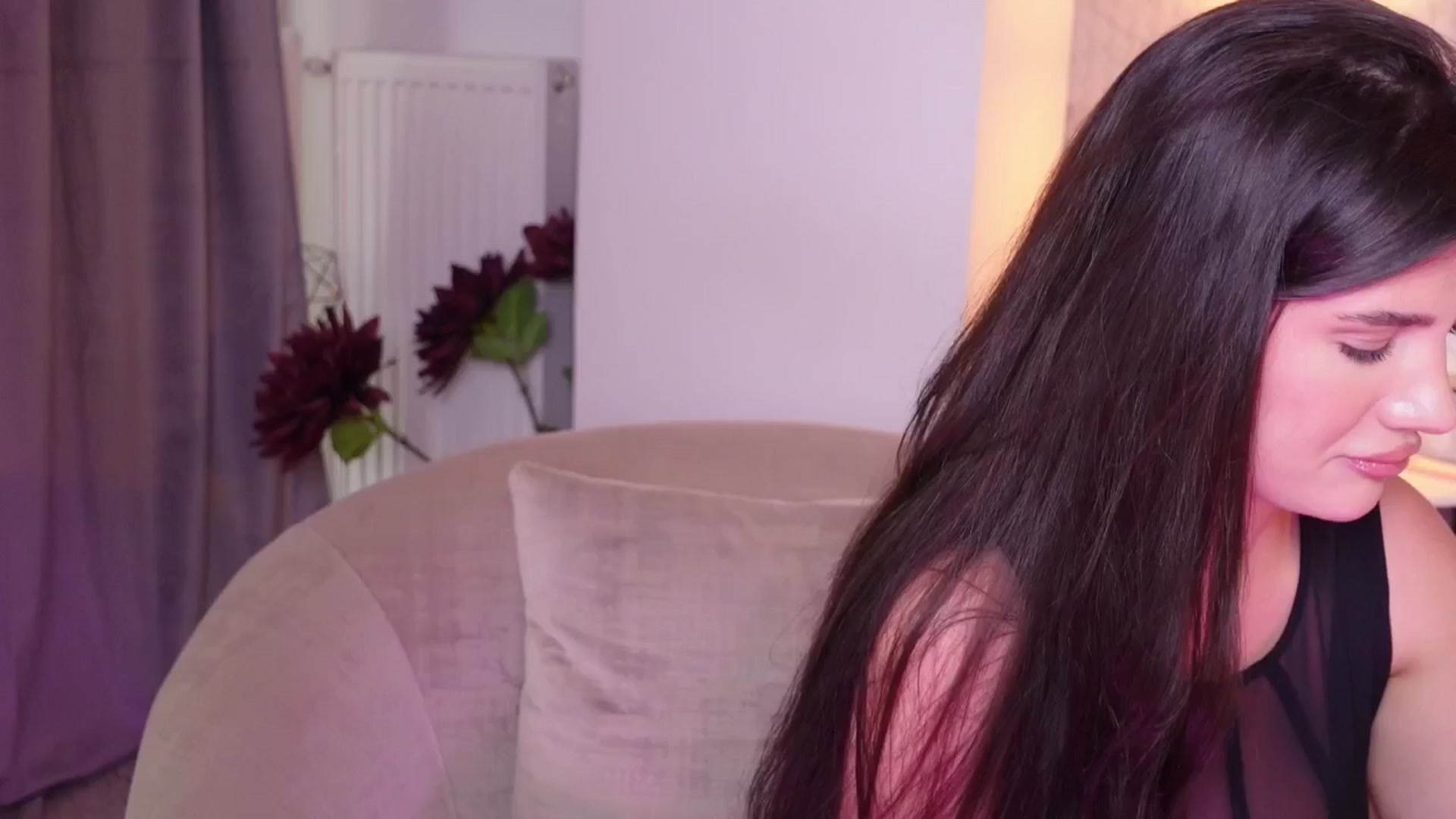 Gallery image thumbnail from AngelaFaye's myfreecams stream on, 04/21/2026, 09:11 image 1 of 20