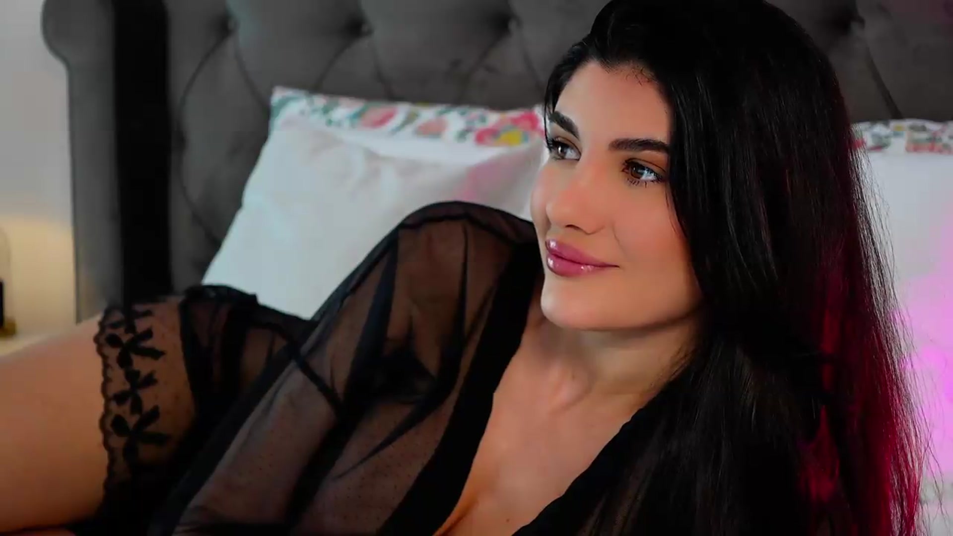 Gallery image thumbnail from AngelaFaye's myfreecams stream on, 07/16/2026, 07:18 image 16 of 20