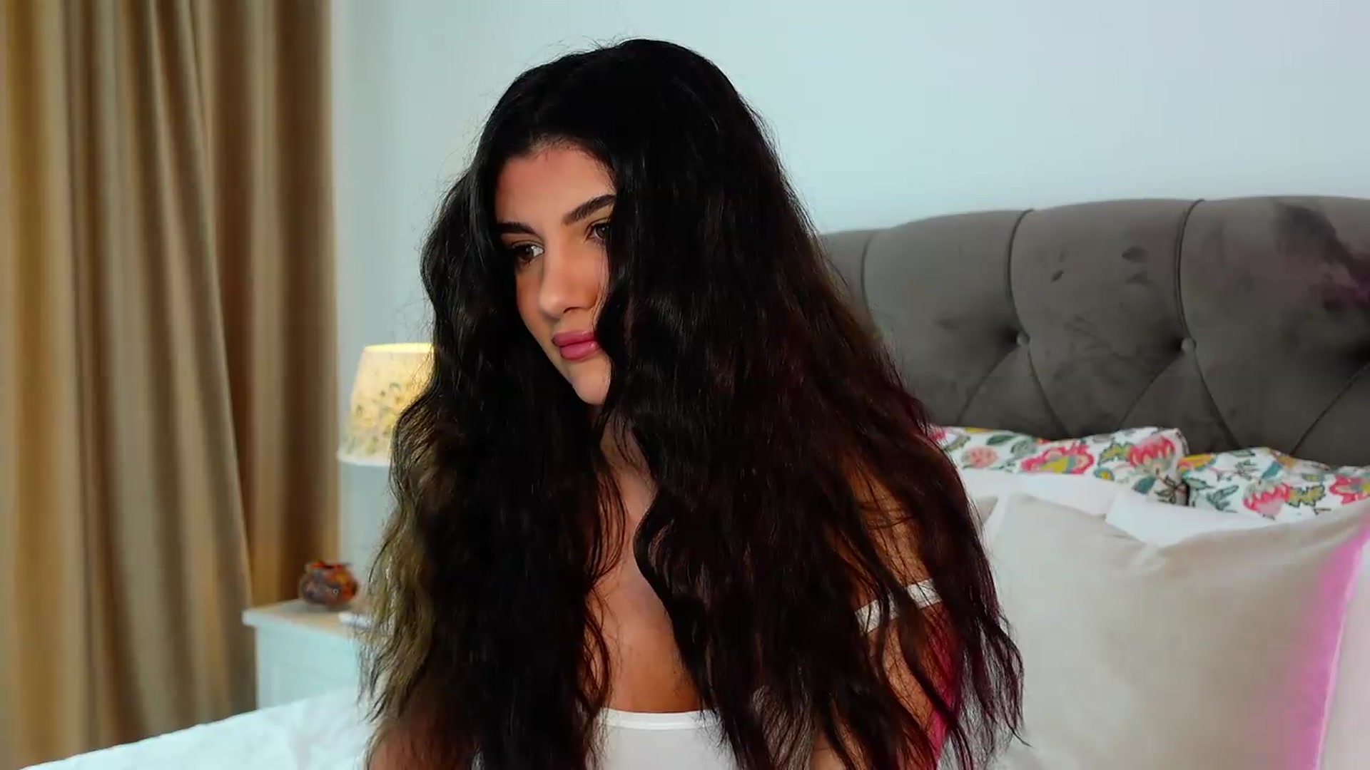 Gallery image thumbnail from AngelaFaye's myfreecams stream on, 07/20/2026, 08:27 image 16 of 20