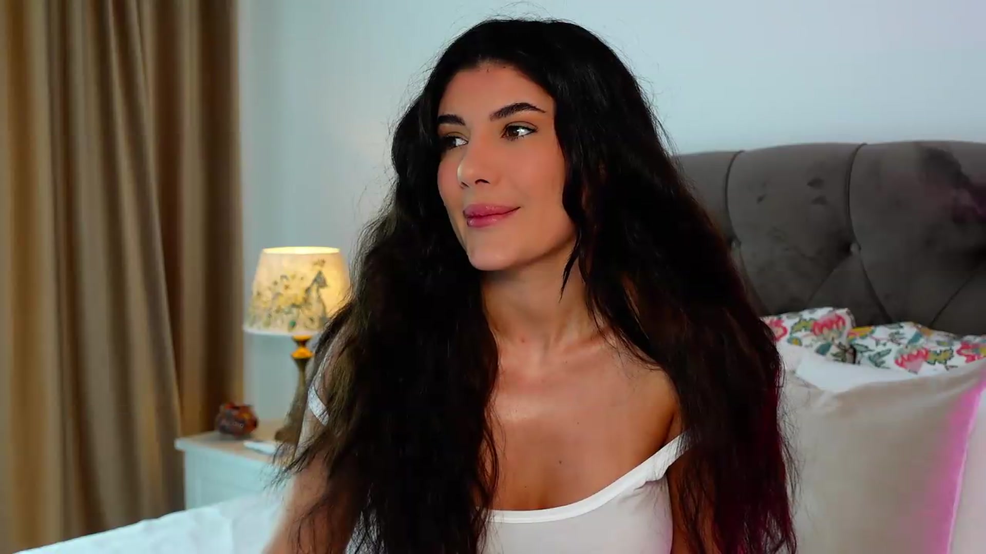 Gallery image thumbnail from AngelaFaye's myfreecams stream on, 07/20/2026, 08:27 image 14 of 20