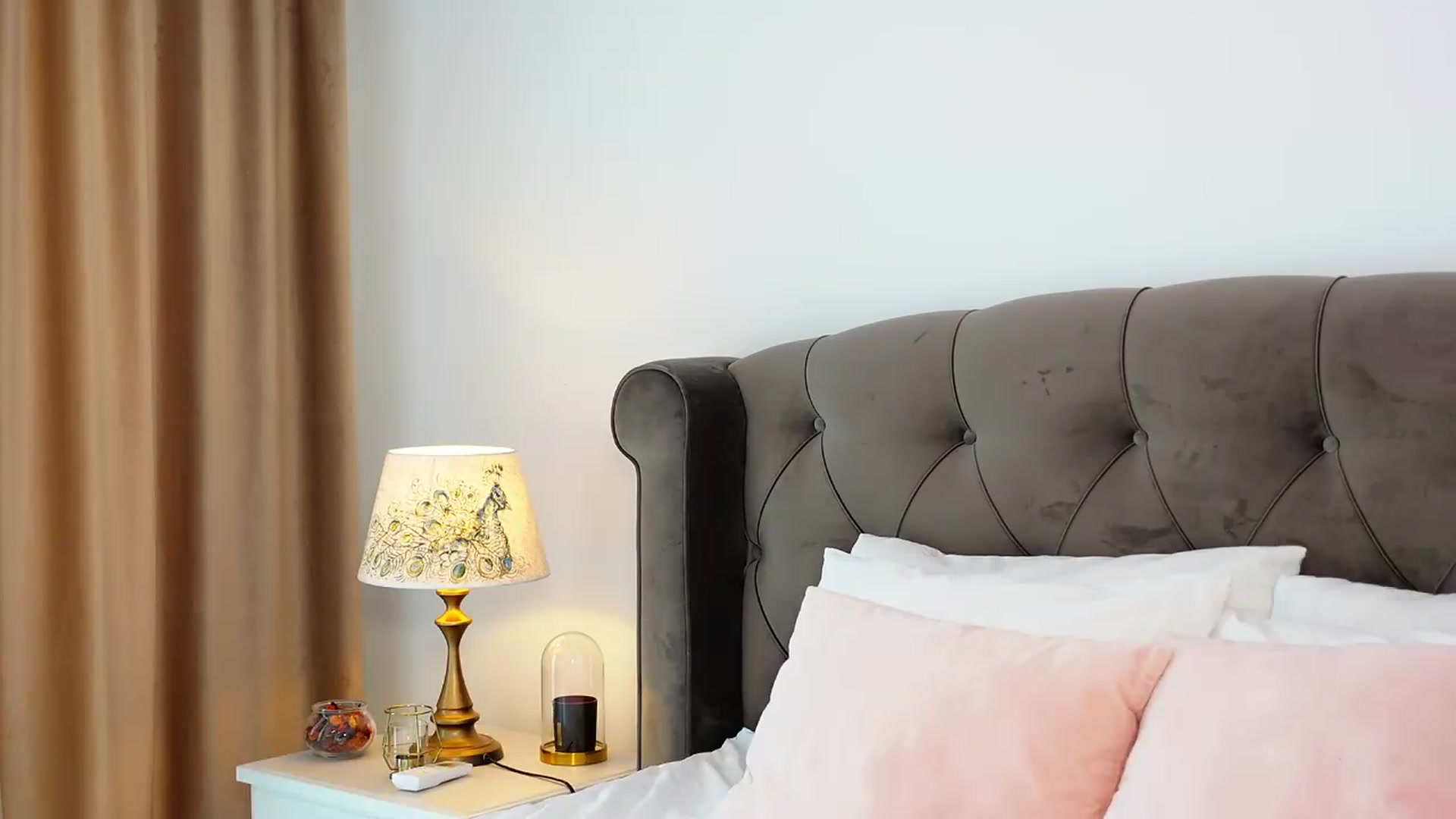 Gallery image thumbnail from AngelaFaye's myfreecams stream on, 09/21/2026, 10:43 image 10 of 20
