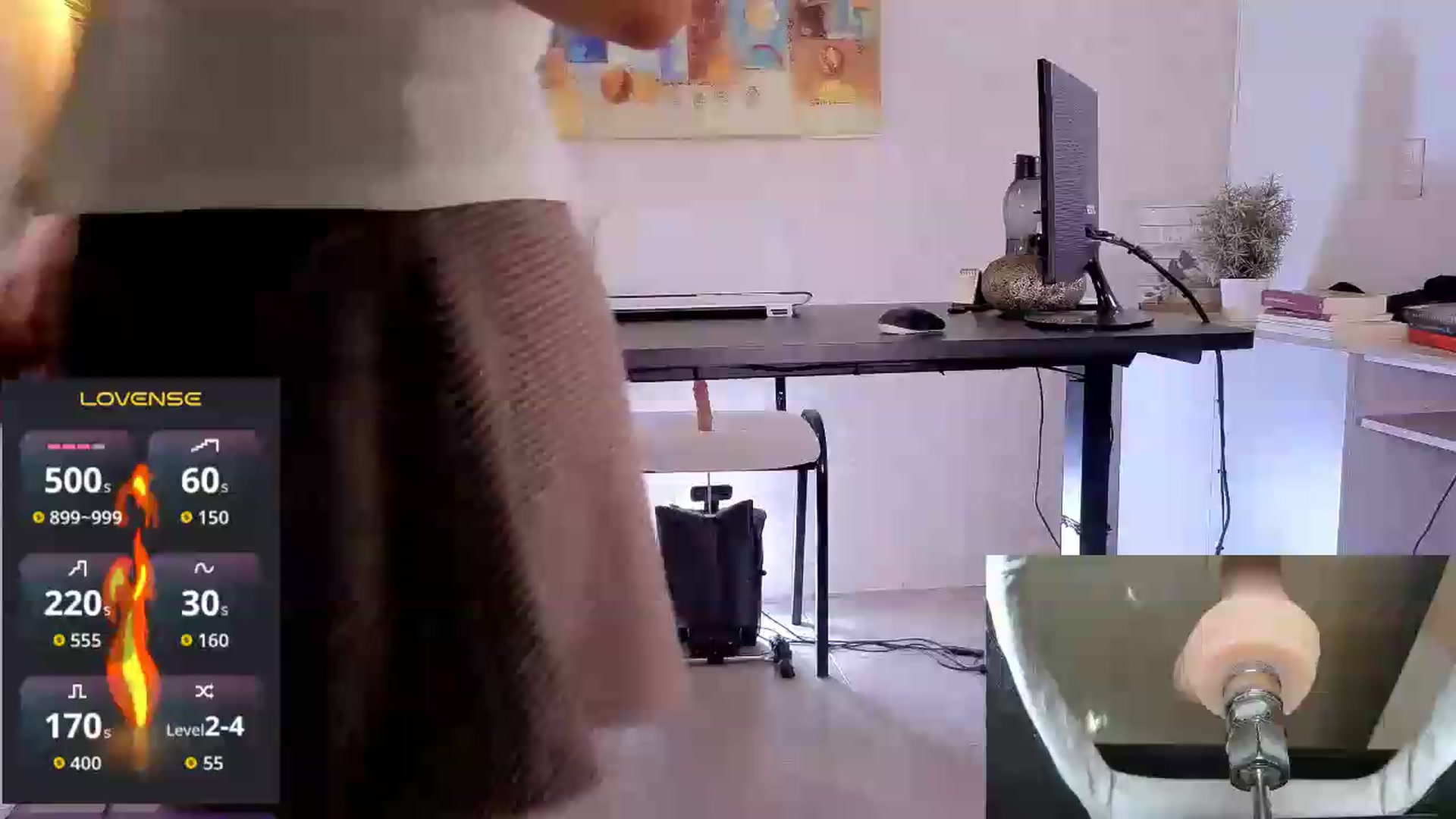 Gallery image thumbnail from AngelaM's myfreecams stream on, 08/18/2026, 24:11 image 4 of 20