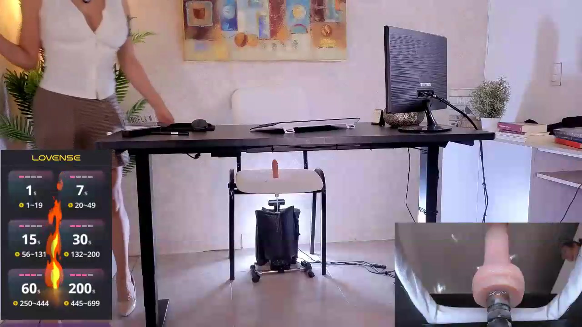 Gallery image thumbnail from AngelaM's myfreecams stream on, 08/18/2026, 03:48 image 10 of 20