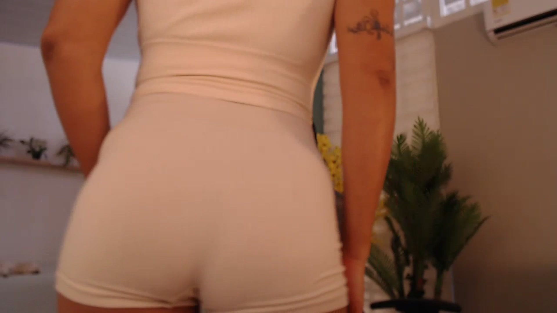 Gallery image thumbnail from AngelaMar's myfreecams stream on, 07/18/2023, 17:07 image 8 of 20