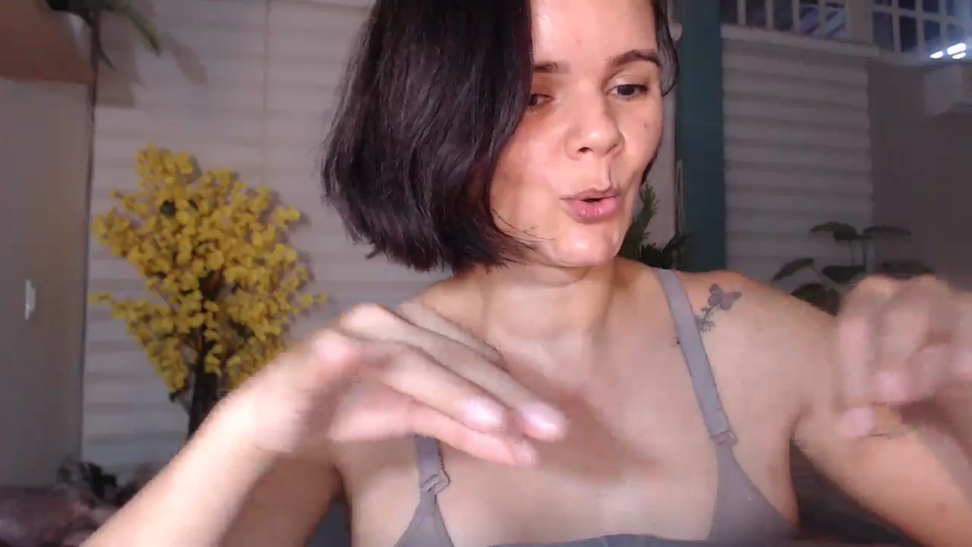 Gallery image thumbnail from AngelaMar's myfreecams stream on, 09/03/2024, 11:53 image 5 of 20