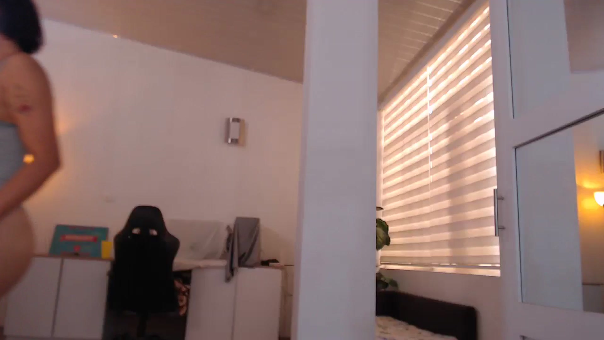 Gallery image thumbnail from AngelaMar's myfreecams stream on, 09/12/2024, 20:19 image 5 of 20