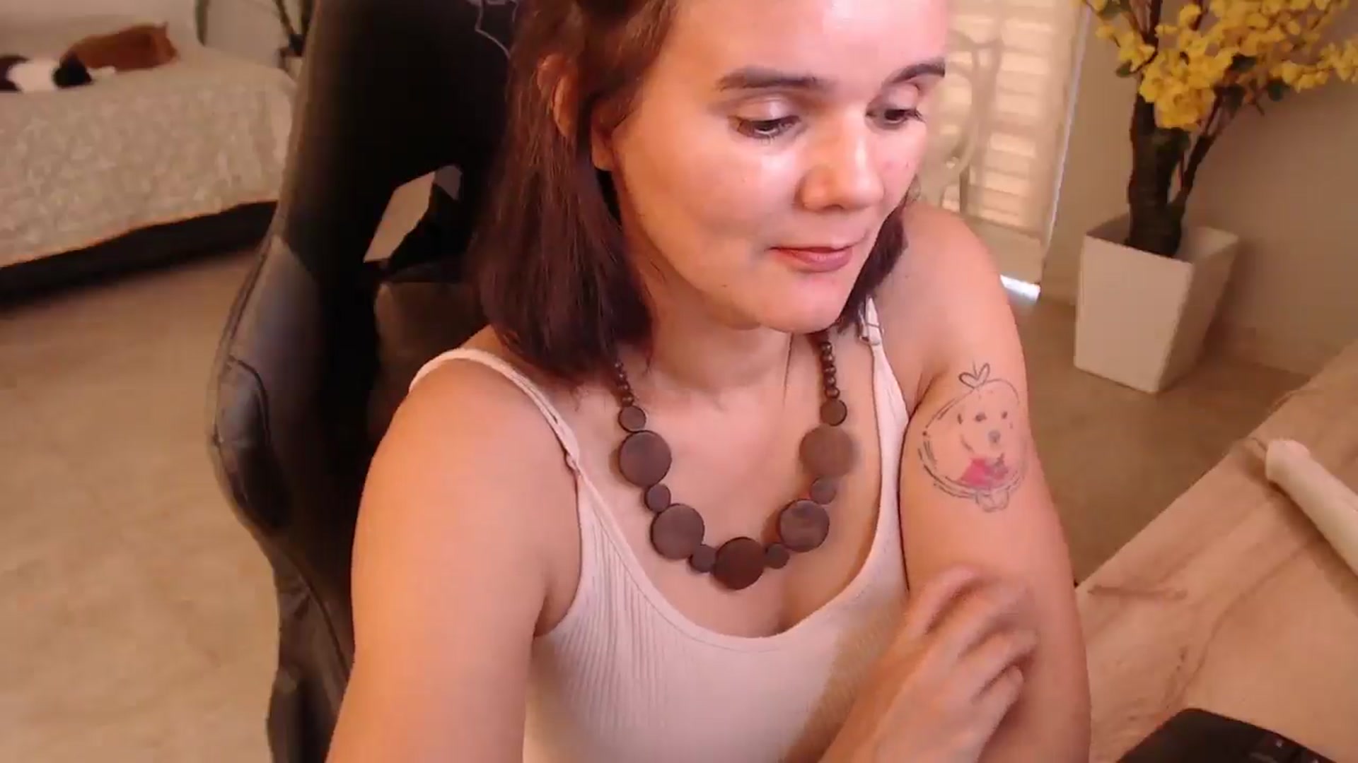 Gallery image thumbnail from AngelaMar's myfreecams stream on, 02/18/2025, 19:52 image 16 of 20