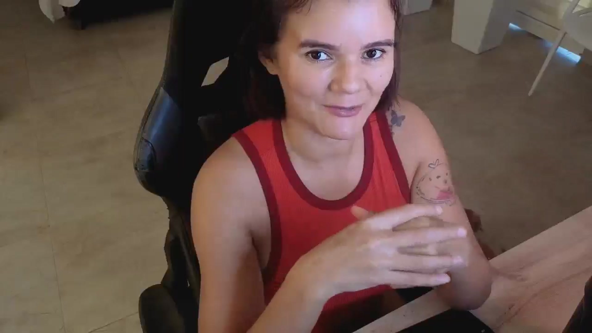 Gallery image thumbnail from AngelaMar's myfreecams stream on, 05/01/2025, 19:28 image 13 of 20
