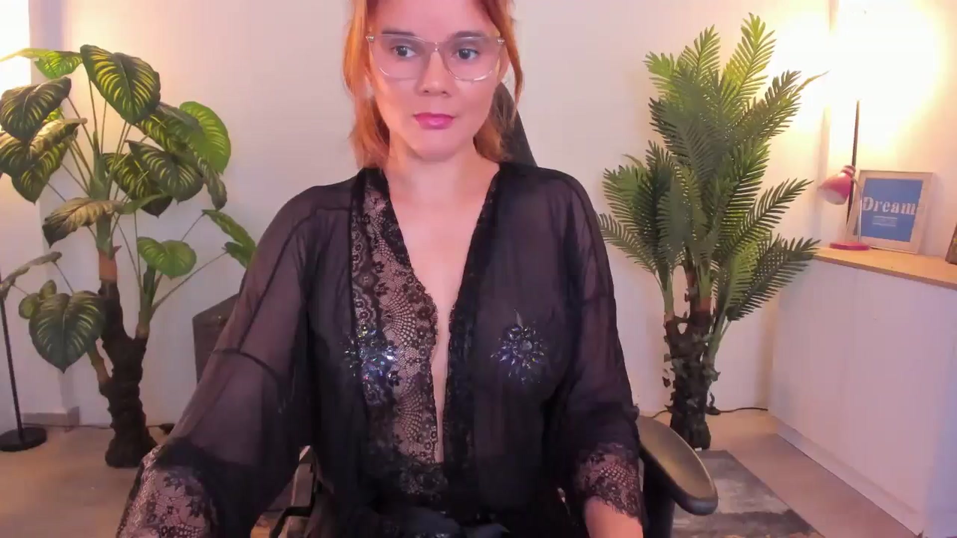 Gallery image thumbnail from AngelaMar's myfreecams stream on, 02/20/2026, 18:06 image 4 of 20